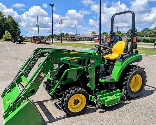 Main image John Deere 2032R 3