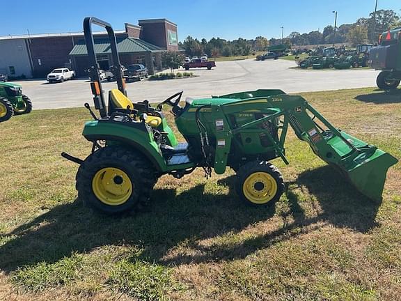 Image of John Deere 2038R equipment image 4