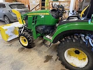 Image of John Deere 2038R equipment image 2