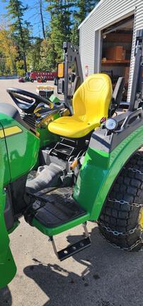 Image of John Deere 2038R equipment image 2