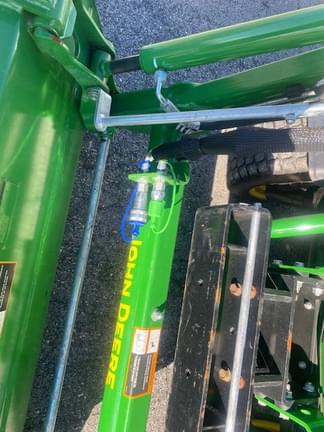 Image of John Deere 2038R equipment image 2