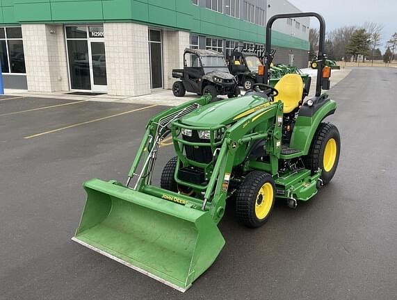 Image of John Deere 2038R equipment image 3