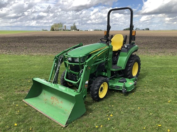 2019 John Deere 2038R Equipment Image0