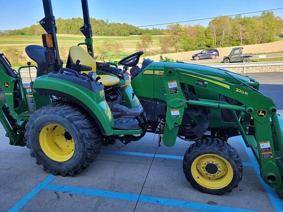 Image of John Deere 2038R equipment image 2