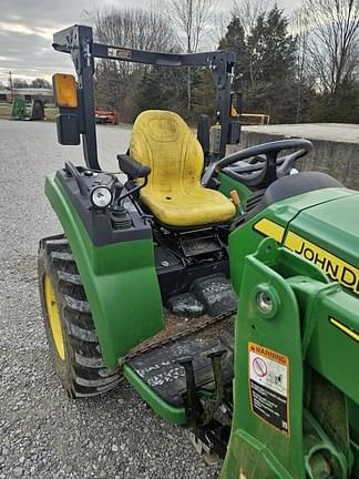 Image of John Deere 2038R equipment image 4