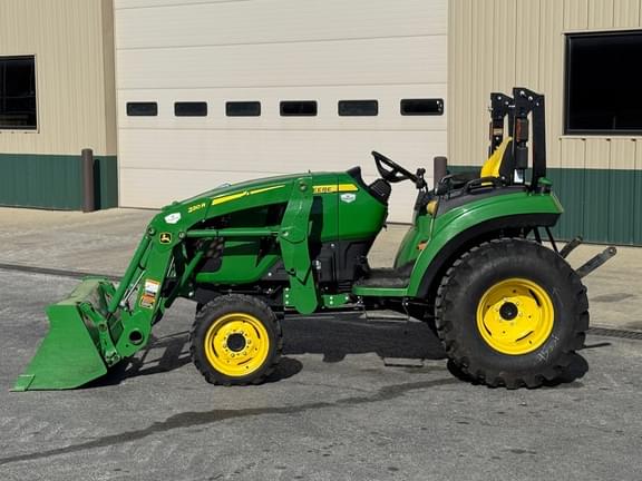 Image of John Deere 2038R equipment image 3