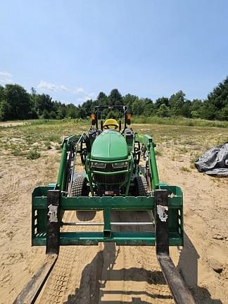 Image of John Deere 2038R equipment image 3