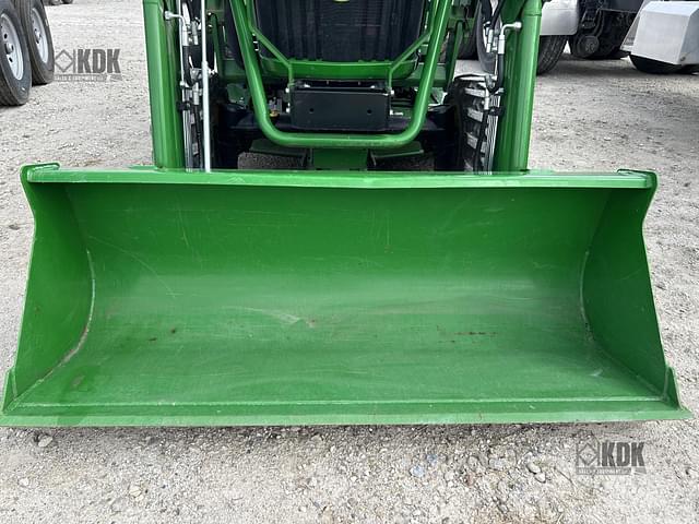 Image of John Deere 2038R equipment image 2