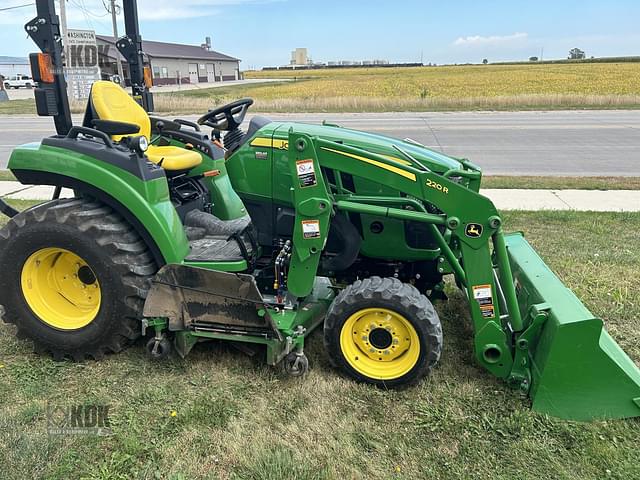 Image of John Deere 2038R equipment image 1