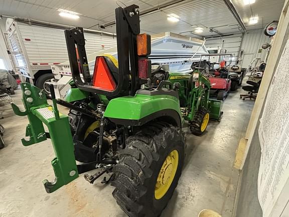 Image of John Deere 2038R equipment image 2