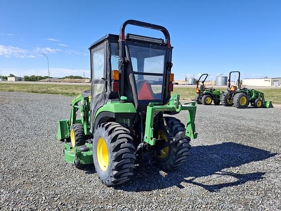 Image of John Deere 2038R equipment image 3