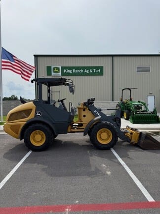 2019 John Deere 204L Equipment Image0