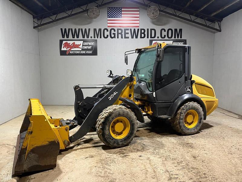 Image of John Deere 204L Primary image