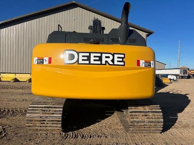 Image of John Deere 210G LC equipment image 3