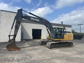 Main image John Deere 210G LC