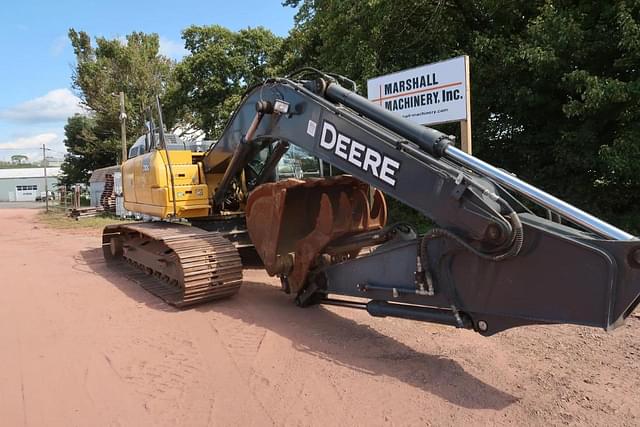 Image of John Deere 210G LC equipment image 4