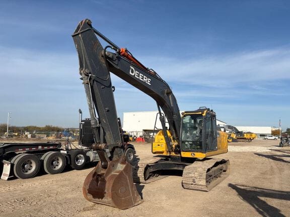 2019 John Deere 210GLC Equipment Image0