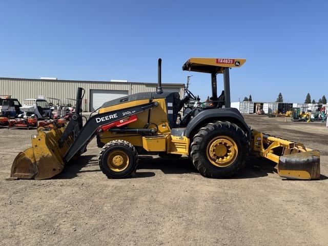 Image of John Deere 210L EP equipment image 4