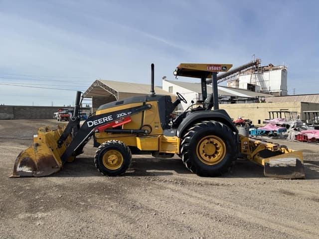 Image of John Deere 210L EP equipment image 4