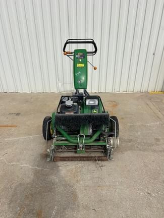 Main image John Deere 220 E-Cut
