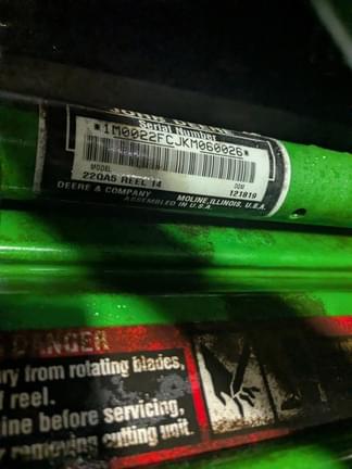 Image of John Deere 220 E-Cut equipment image 3