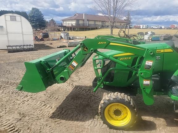 Image of John Deere 220R equipment image 1