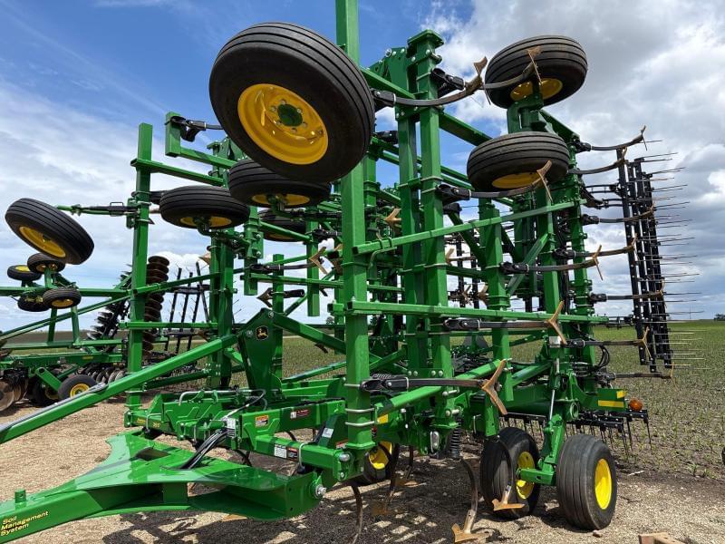 Image of John Deere 2230L Primary image