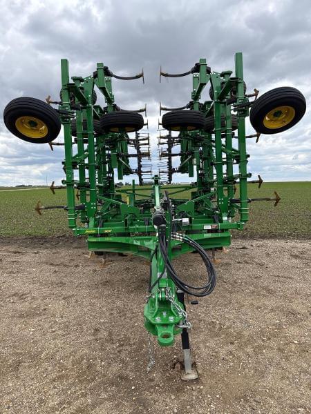 Image of John Deere 2230L equipment image 3
