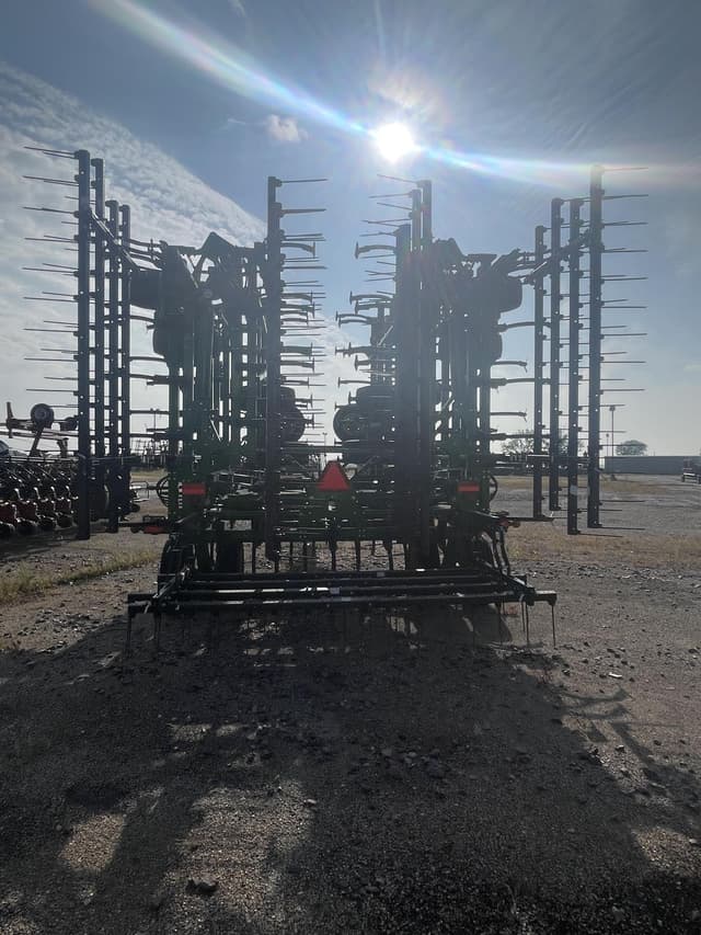 Image of John Deere 2230LL equipment image 3