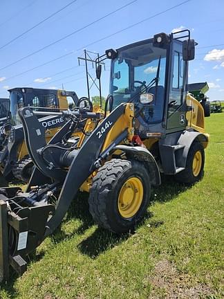 Image of John Deere 244L Primary image