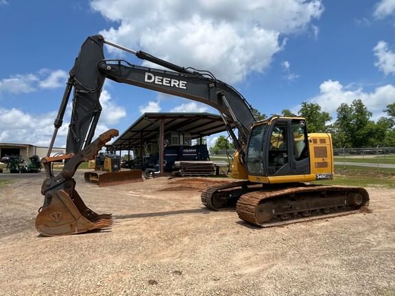 Main image John Deere 245G LC