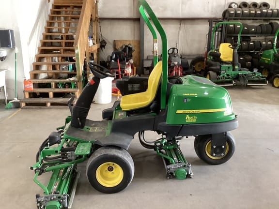 Main image John Deere 2500B