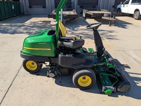 Image of John Deere 2500E equipment image 1