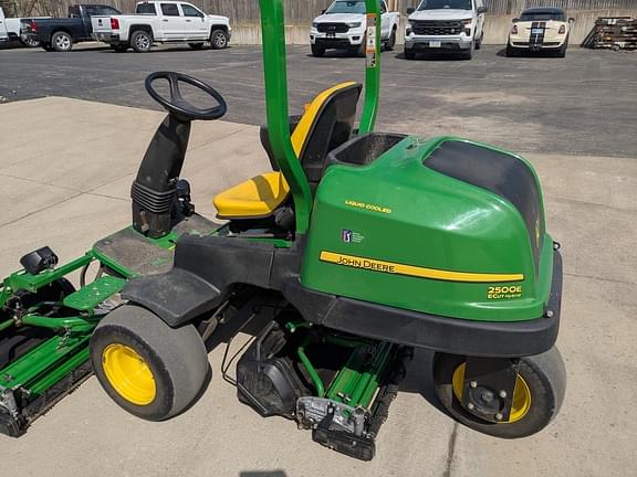 Image of John Deere 2500E Primary image
