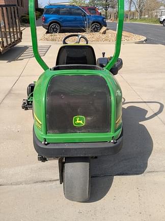 Image of John Deere 2500E equipment image 4
