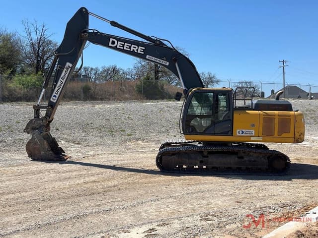 Image of John Deere 250G LC equipment image 1