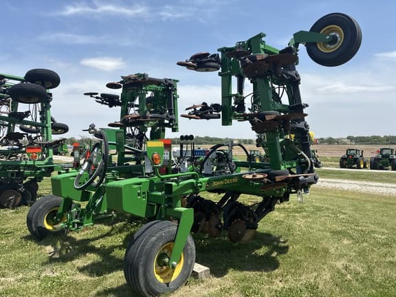 Image of John Deere 2510H equipment image 2