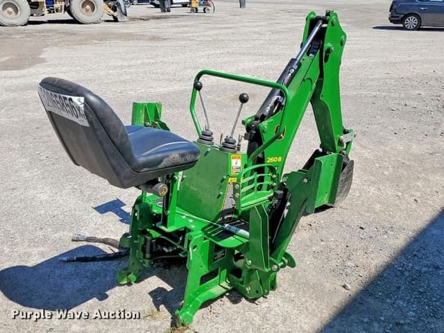 Image of John Deere 260B equipment image 2