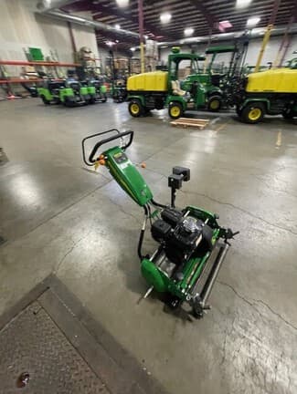 Image of John Deere 260SL equipment image 3