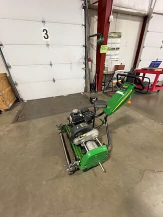 Image of John Deere 260SL equipment image 4