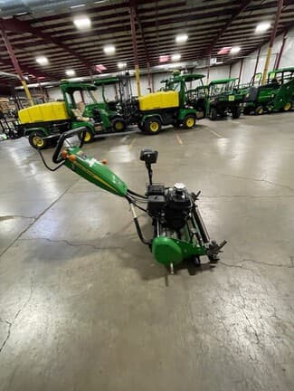 Image of John Deere 260SL equipment image 1