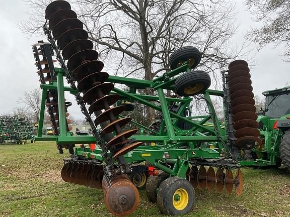 Image of John Deere 2633 equipment image 3