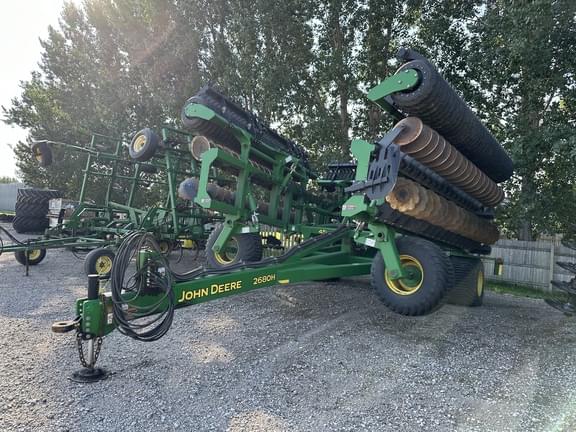 Image of John Deere 2680H equipment image 1