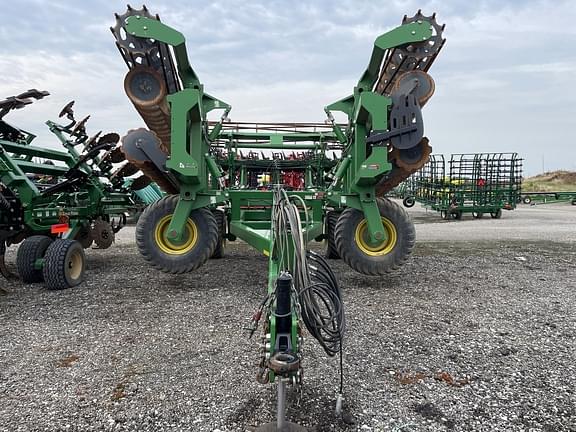 Image of John Deere 2680H equipment image 1