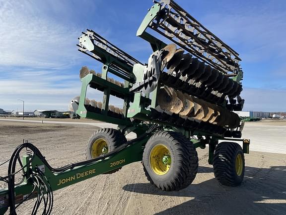 Image of John Deere 2680H equipment image 1