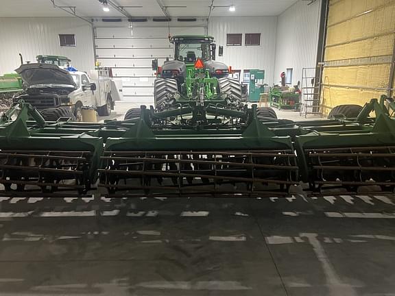 Image of John Deere 2680H equipment image 3