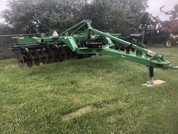 Main image John Deere 2720