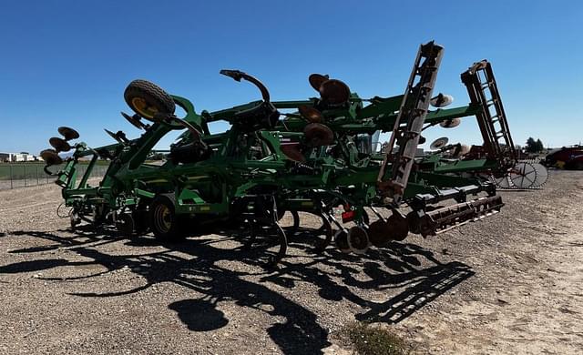 Image of John Deere 2730 equipment image 4