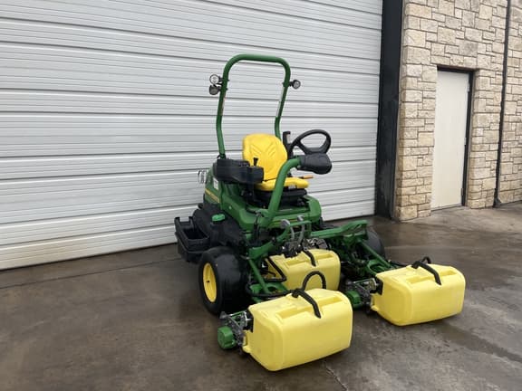 Image of John Deere 2750 equipment image 2