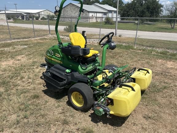 Image of John Deere 2750 equipment image 2